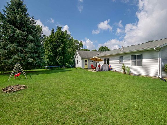 3rd image of 18272 Migro Ln