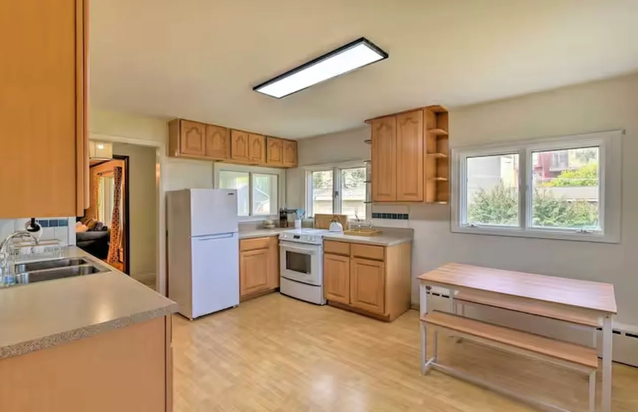 2 bed, 1152 sqft, $2,300 — Photo 1
