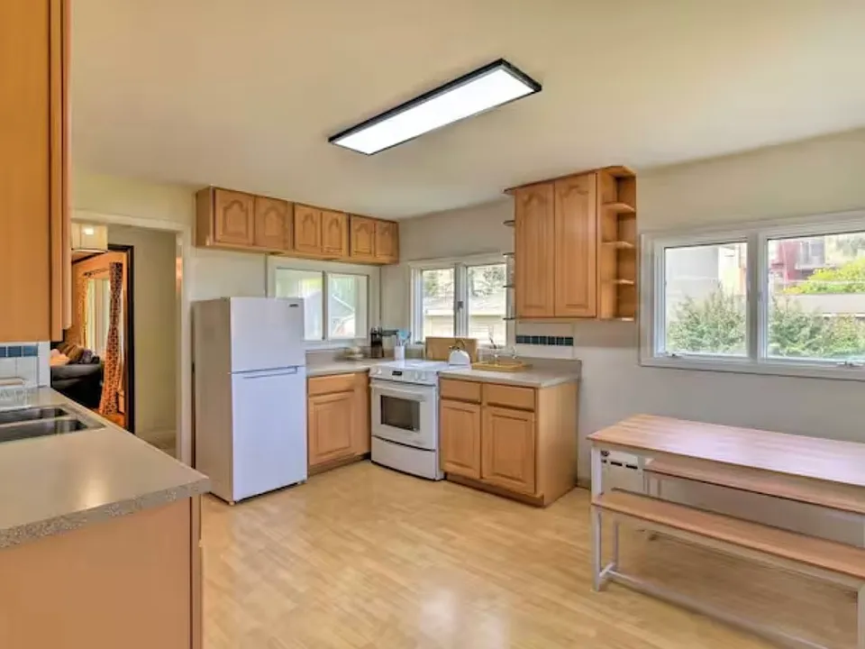406 W 10th Ave #1