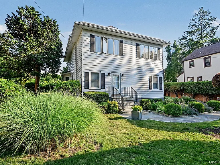 242 Mayflower Ave #1 — Photo 1
