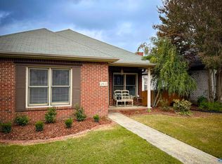 2410 Kathy Ln SW, Decatur, AL 35603