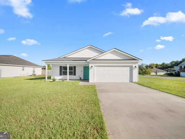 115 Auburn Cir, Glennville, GA 30427