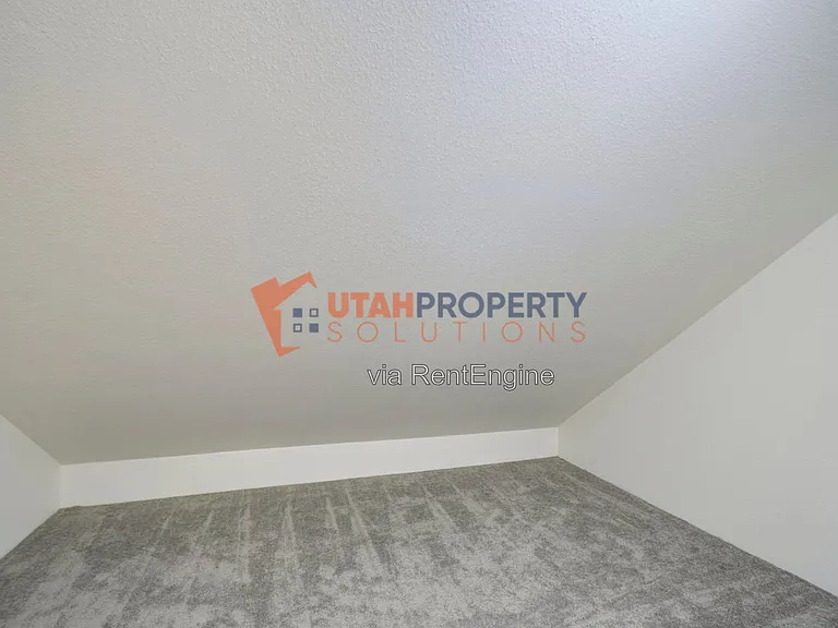1180 S Foothill Dr #733 — Photo 19