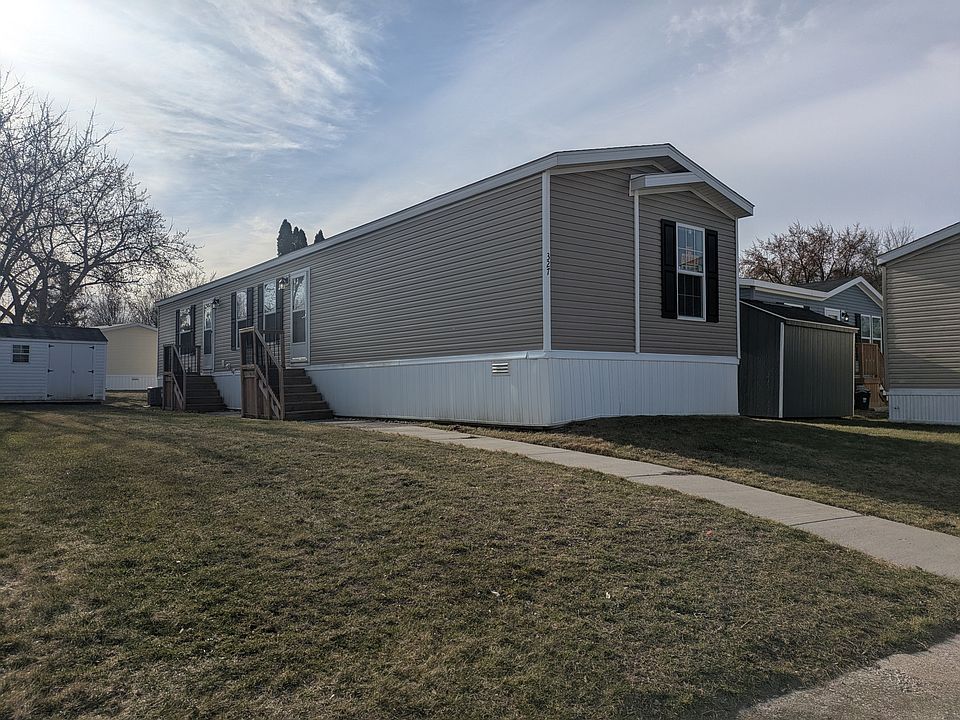 1st image of 341 Nixon Dr #341