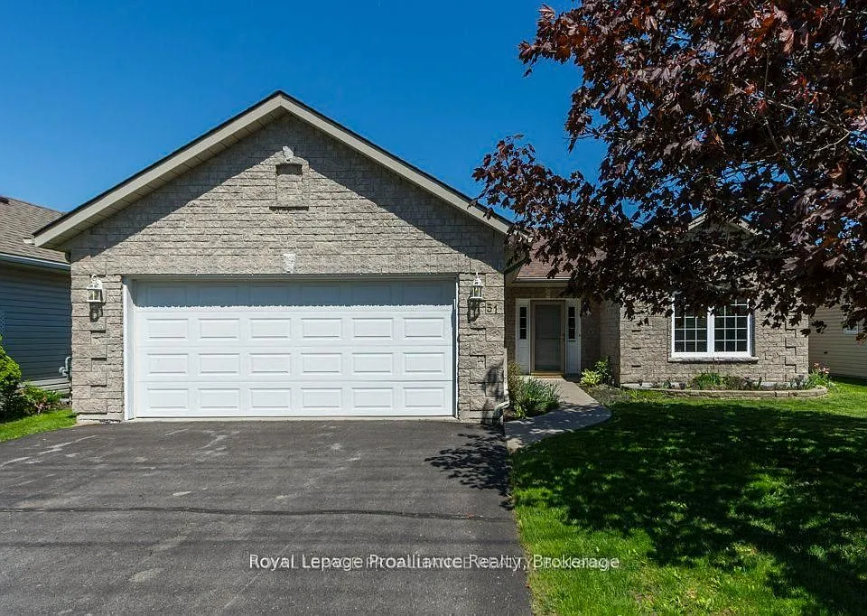 51 Applewood Dr