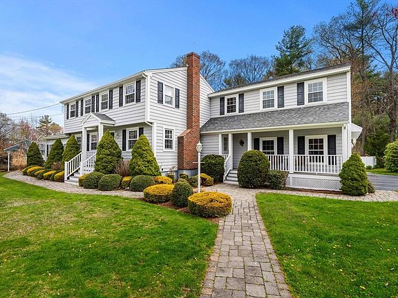 3rd image of 7 Leary Dr