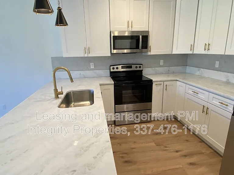 8550 Cat Rd #B — Photo 6