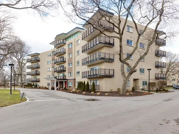 (undisclosed Address), Akron, OH 44303