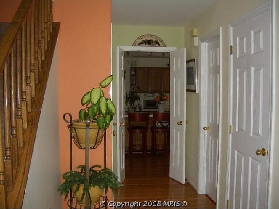 5th image of 314 Chaucer Pl NE
