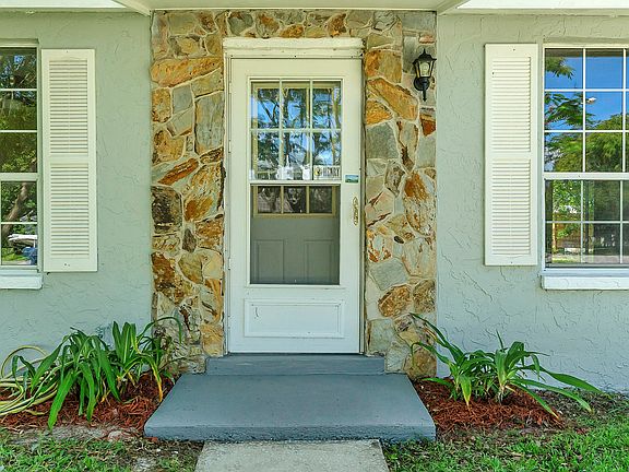 5th image of 4277 Pallas Ave