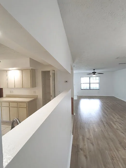 10571 SW 74th Ter