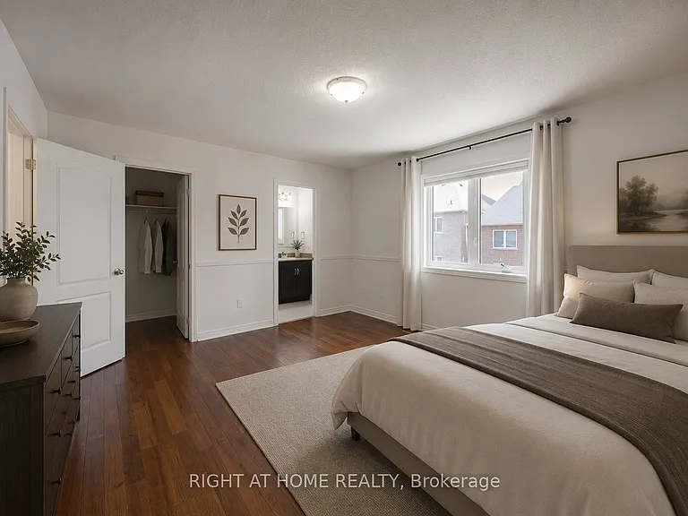 11 Amstel Ave — Photo 32