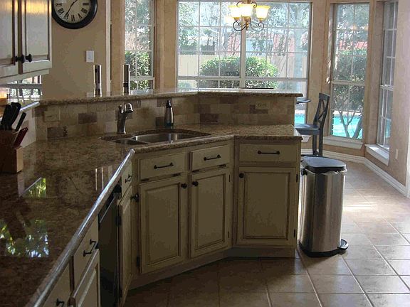Kitchen & Breakfast Ar