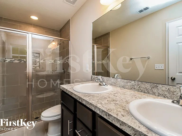 11211 Margarets Landing Pl — Photo 10