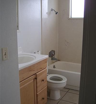 5th image of 46 N Kern Ave