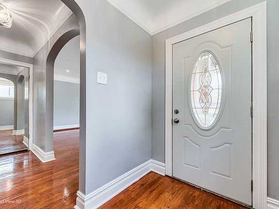 4th image of 7758 S King Dr