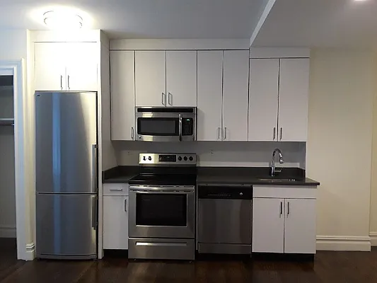 Rented by Solil Management | media 14