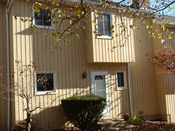 10 Monika Ln, Brookfield, CT 06804