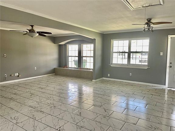 2nd image of 3013 Sorbonne Dr