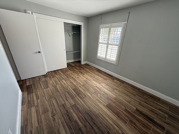 5th image of 5152 Salmon Dr SE