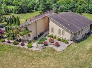 140 Ginger Ln, Saline, MI 48176