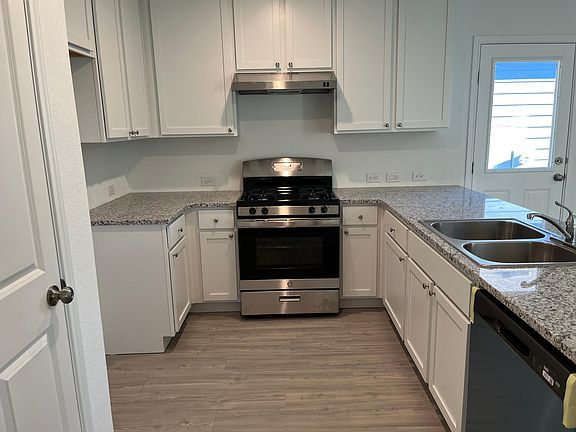 3rd image of 4203 Revetment Way