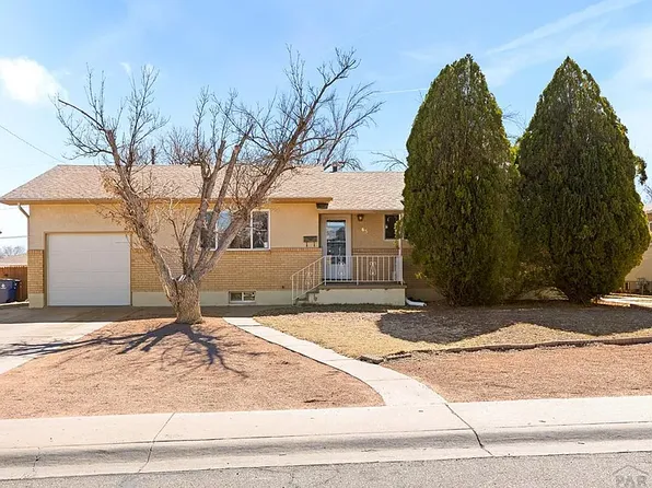 65 University Cir, Pueblo, CO 81005