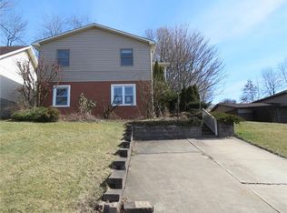 230 Preston Rd, Washington, PA 15301
