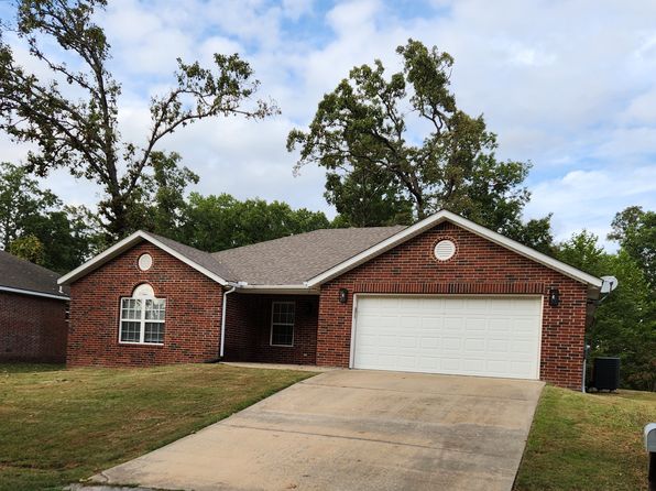 70 Cranfield Dr