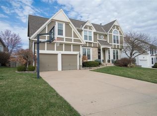 13131 Kessler St, Overland Park, KS 66213
