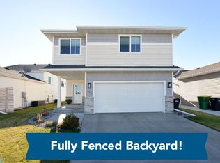 953 28th Ave W, West Fargo, ND 58078