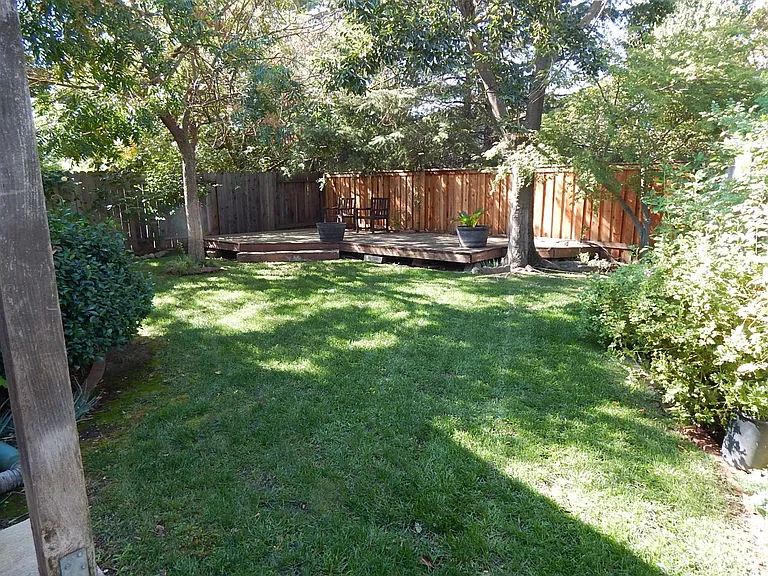 2333 Rodin Pl — Photo 2