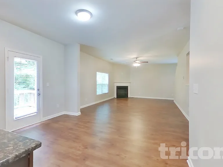 12019 Jojo Ct — Photo 6