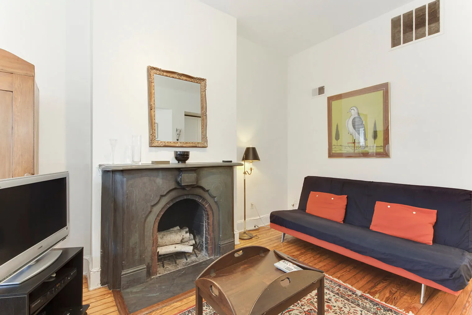 1 bed, 1.0 bath, 8072 sqft, $3,787 — Photo 1