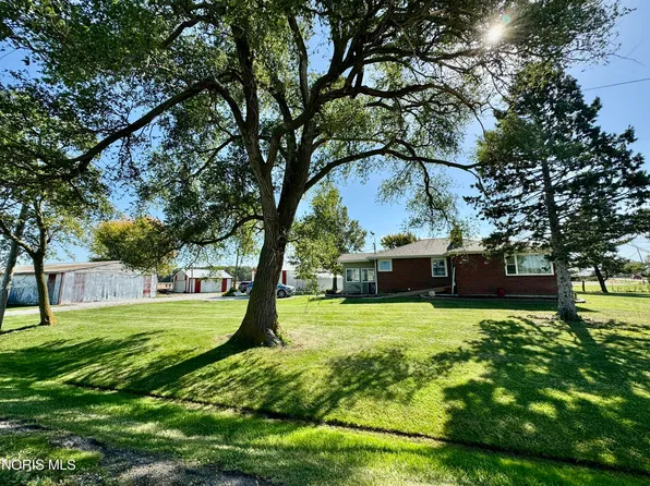 10974 W Duff Washa Rd, Oak Harbor, OH 43449