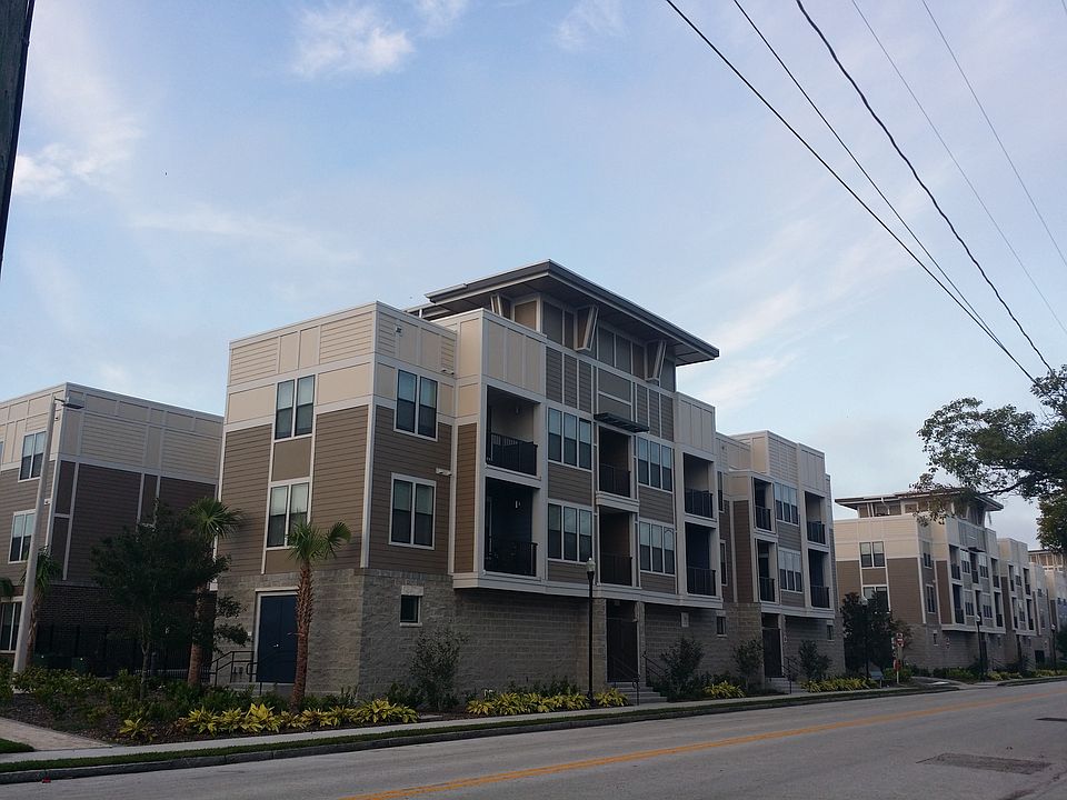 2nd image of 1518 W Fig St