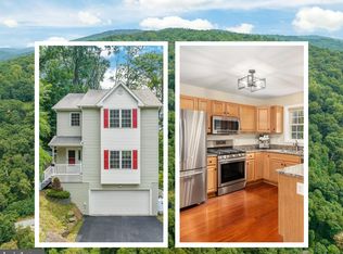 1216 Granny Smith Rd, Linden, VA 22642