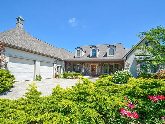 2nd image of 5278 Vista Point Dr