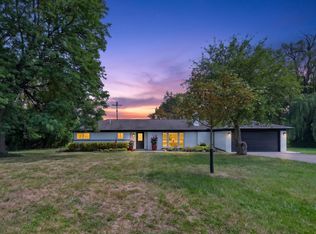 4251 Derry Rd, Bloomfield Hills, MI 48302