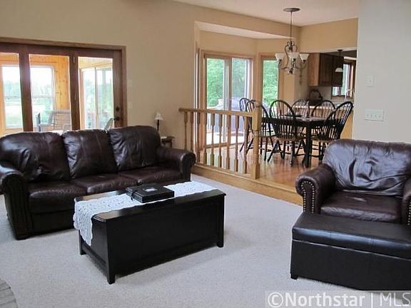 3rd image of 536 138th Ln NE