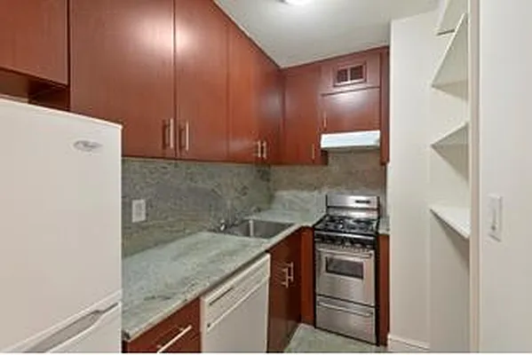 Rented by Douglas Elliman | media 34