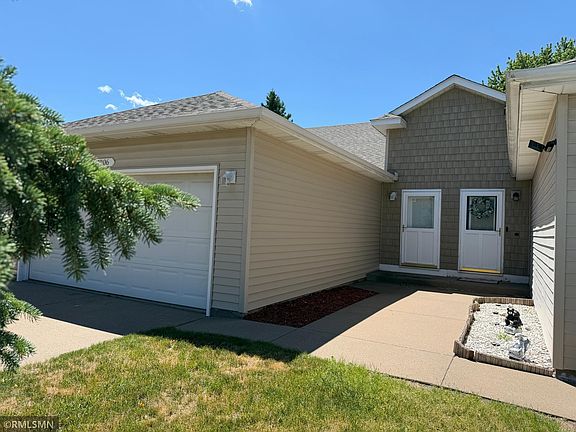 2nd image of 1906 Tuenge Dr