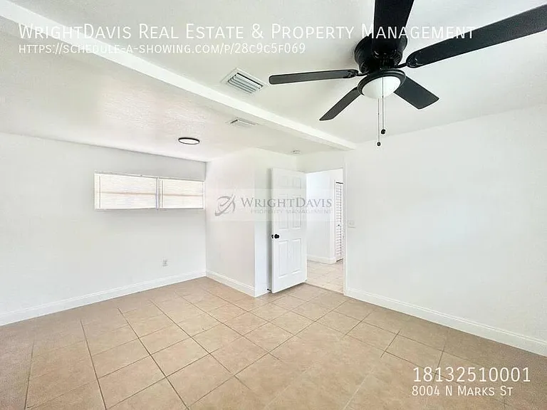 8004 N Marks St — Photo 16