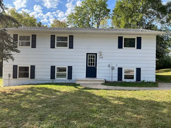 314 Zion Ridge St, Lamoni, IA 50140
