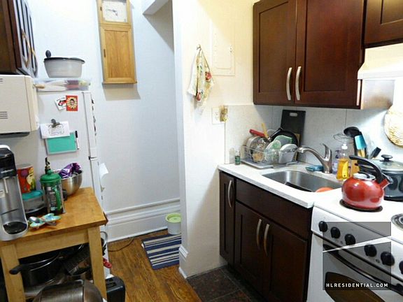 3rd image of 319 Garfield Pl APT 3B