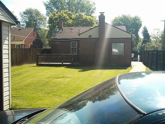 Rear View 19601 Appleton