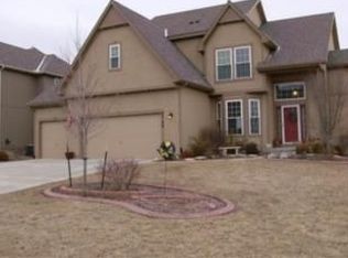 22106 W 58th St, Shawnee, KS 66226