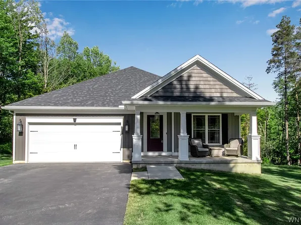 1938 Boies Rd, East Aurora, NY 14052
