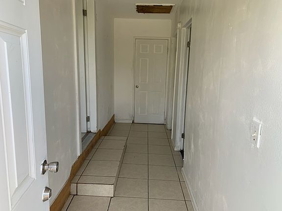 4th image of 24971 Avenue 95
