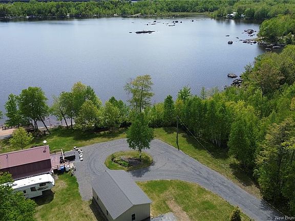3rd image of 229 Two Eel River Ln